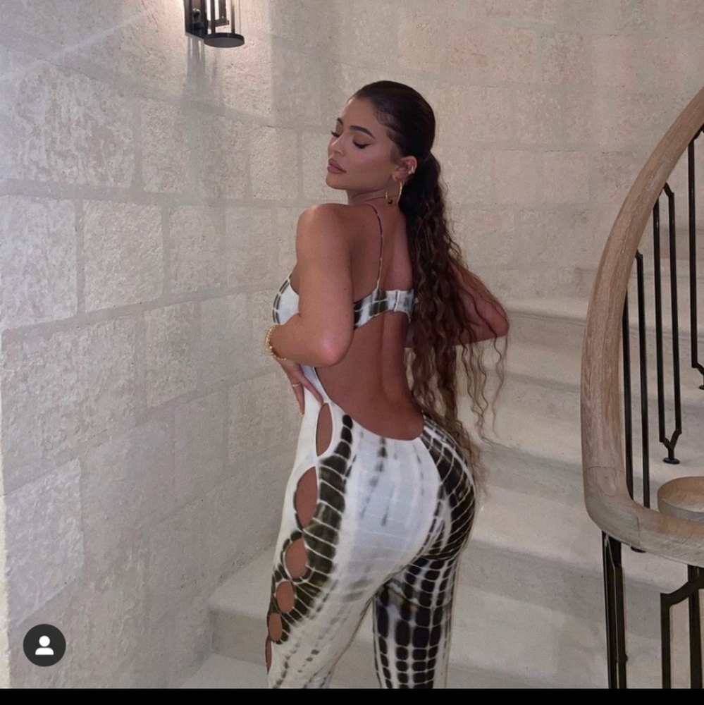 Matte - Picture 2 of 3